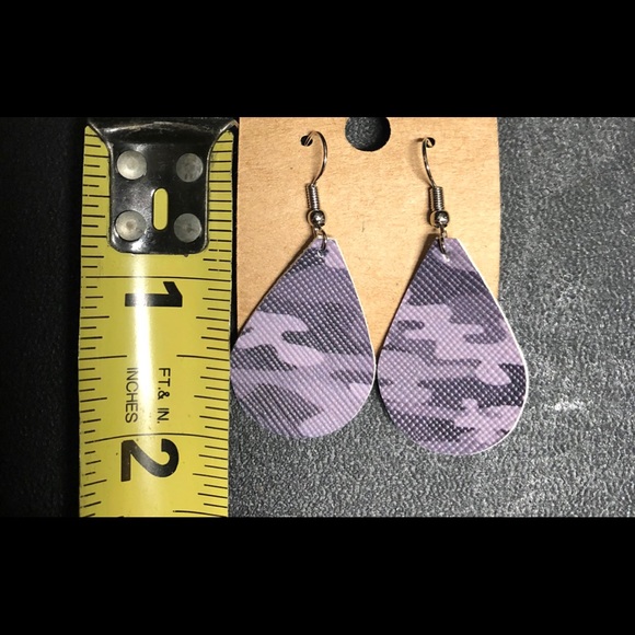 Leather Camo earrings - Picture 5 of 5